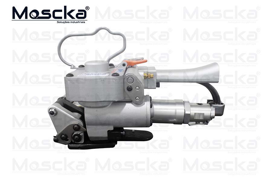 Máquina de arquear pneumática